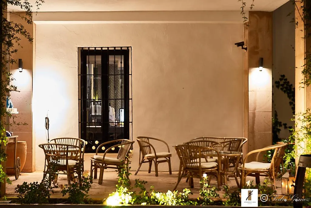Terrace, Hotel Bodega El Juncal, Costa Del Sol