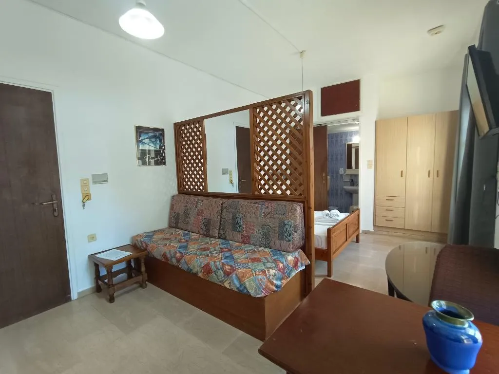 TRIPLE COMFORT Room, Albatross Apartments, Crete