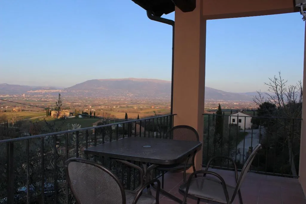Room, Poggio Degli Olivi, Perugia