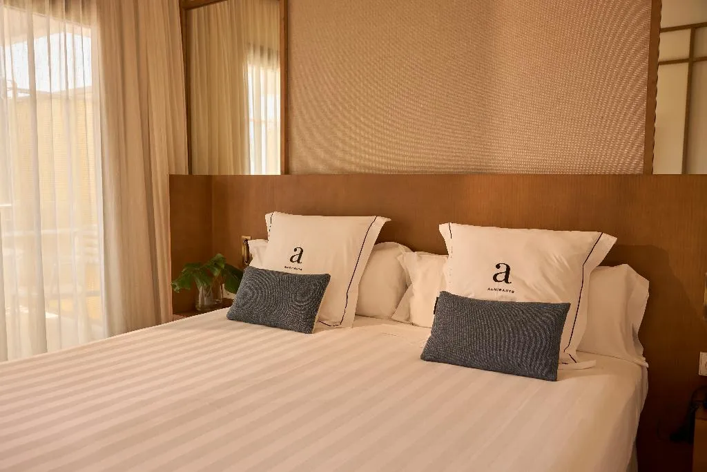 DOUBLE SINGLE USE PREMIUM Room, Almirante Hotel, Costa Blanca