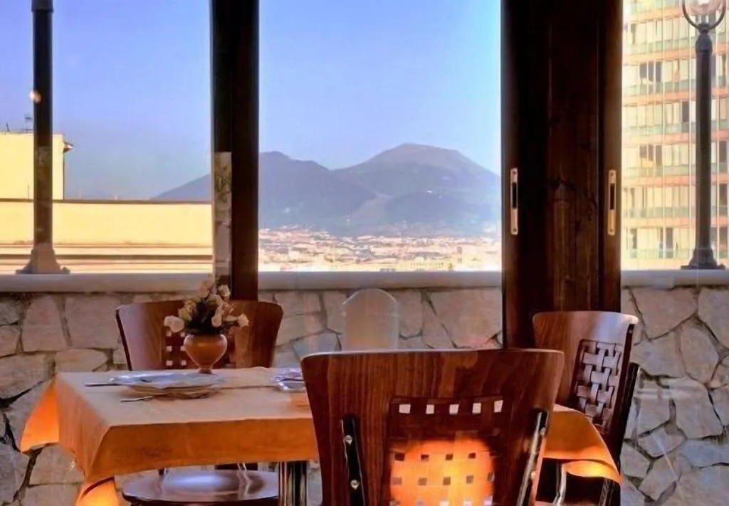 Restaurant, Eden Hotel, Naples