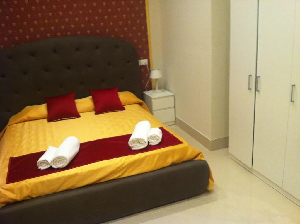 Room, Magister, Rome