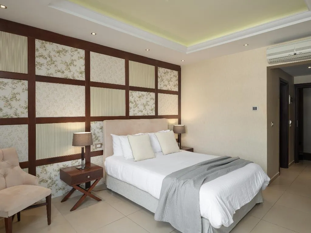 Double or Twin POOL VIEW Room, Theartemis Palace, Crete