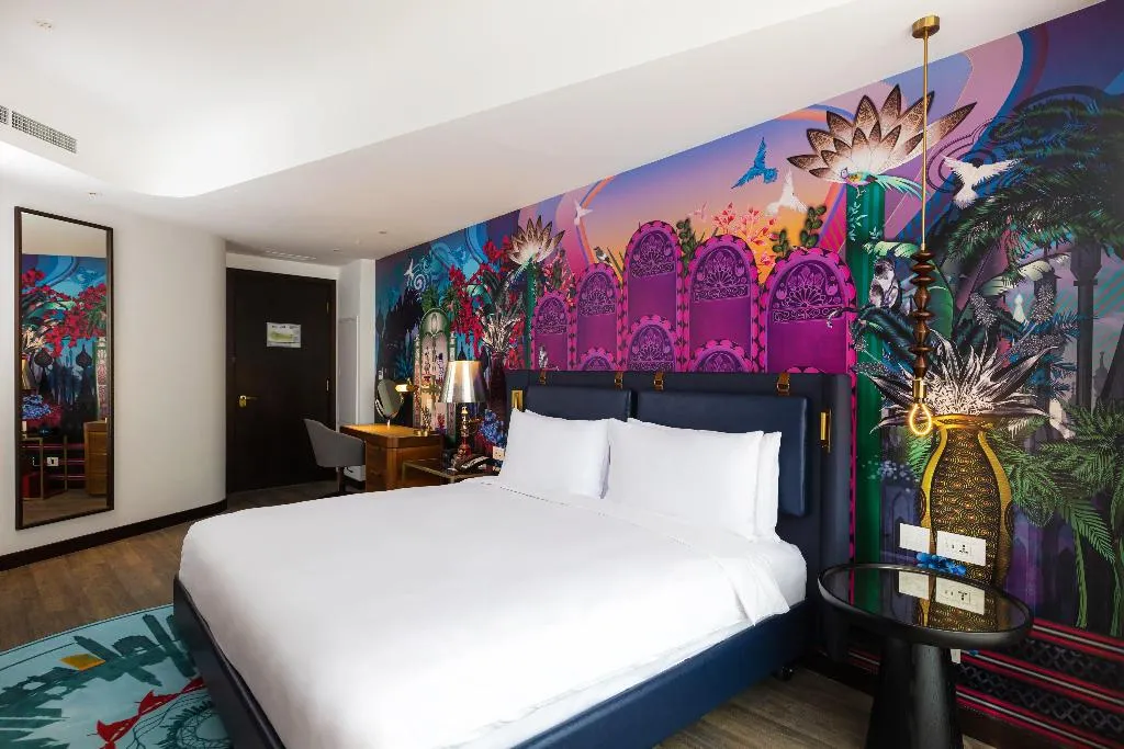 DOUBLE PREMIUM KING BED Room, Hotel Indigo Dubai Downtown, Dubai