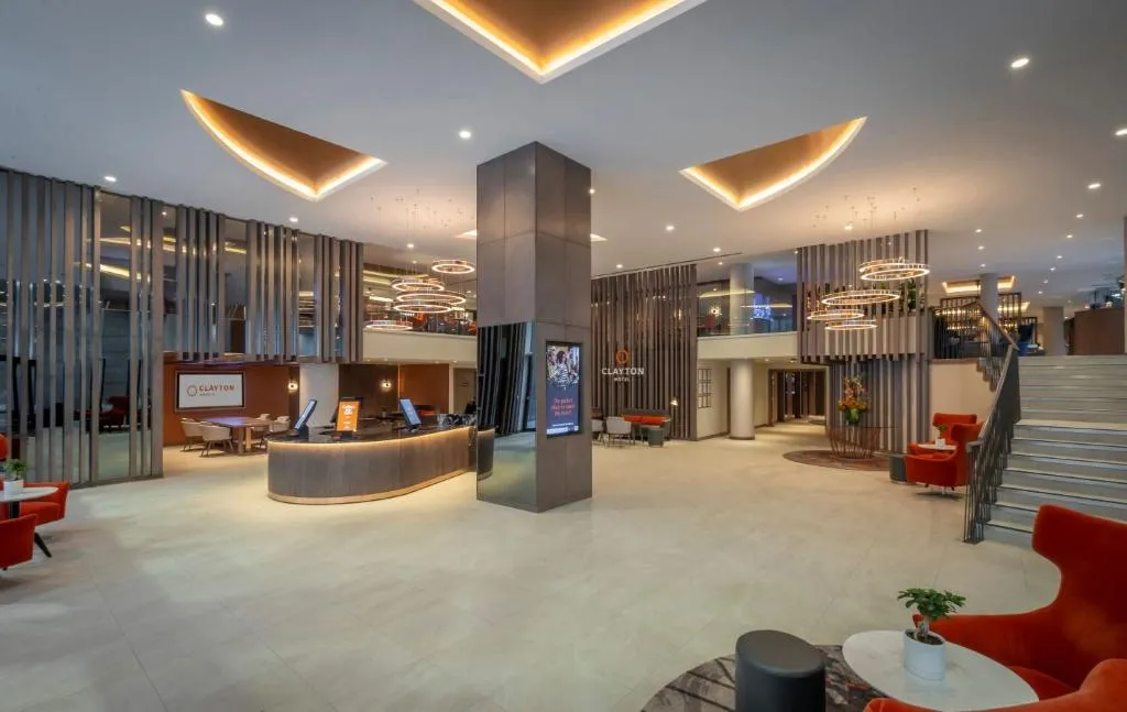 Lobby, Clayton Hotel Cardiff Lane, Dublin