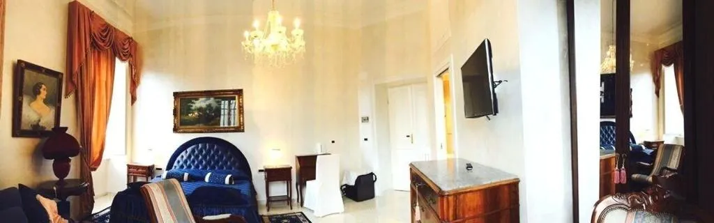 Room, Charme Holidays Colosseum, Naples