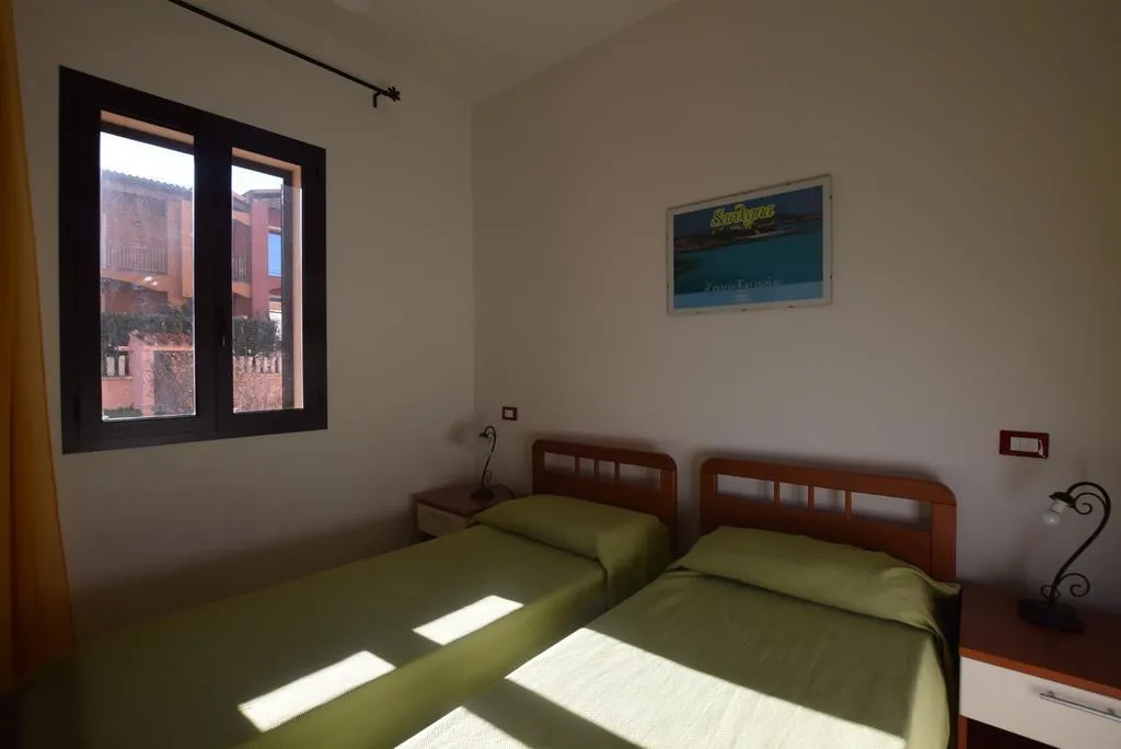 APARTMENT CAPACITY 6 Room, Residenza sul Mare, Cagliari