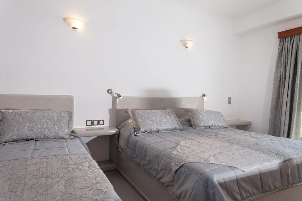 DOUBLE STANDARD Room, Avraki, Santorini