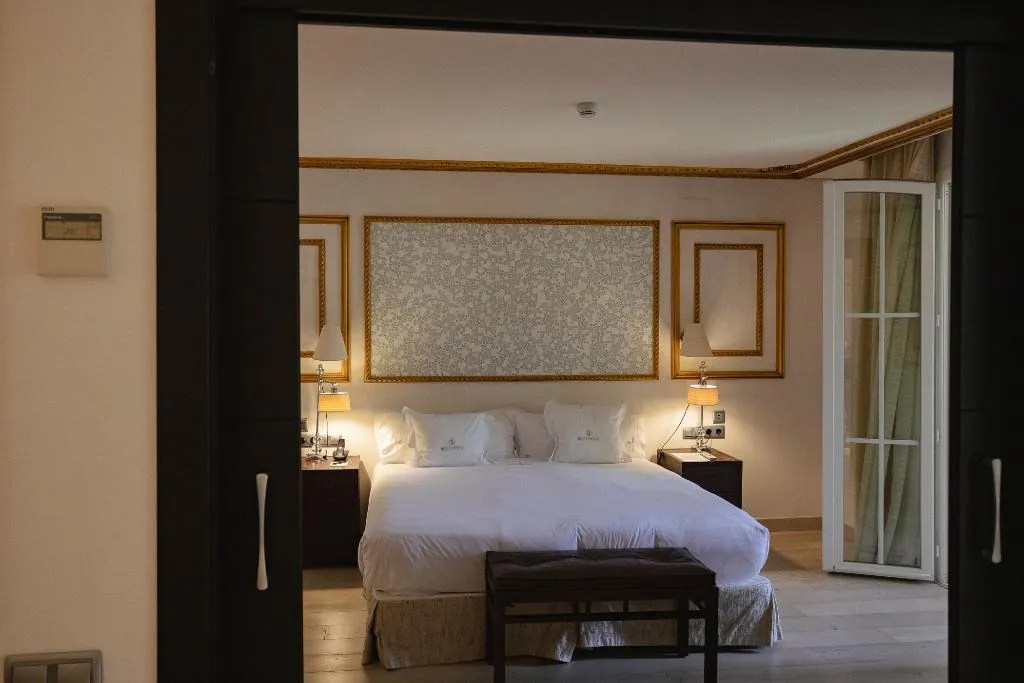 SUITE GARDEN VIEW Room, Las Dunas Grand Luxury Hotel, Costa Del Sol