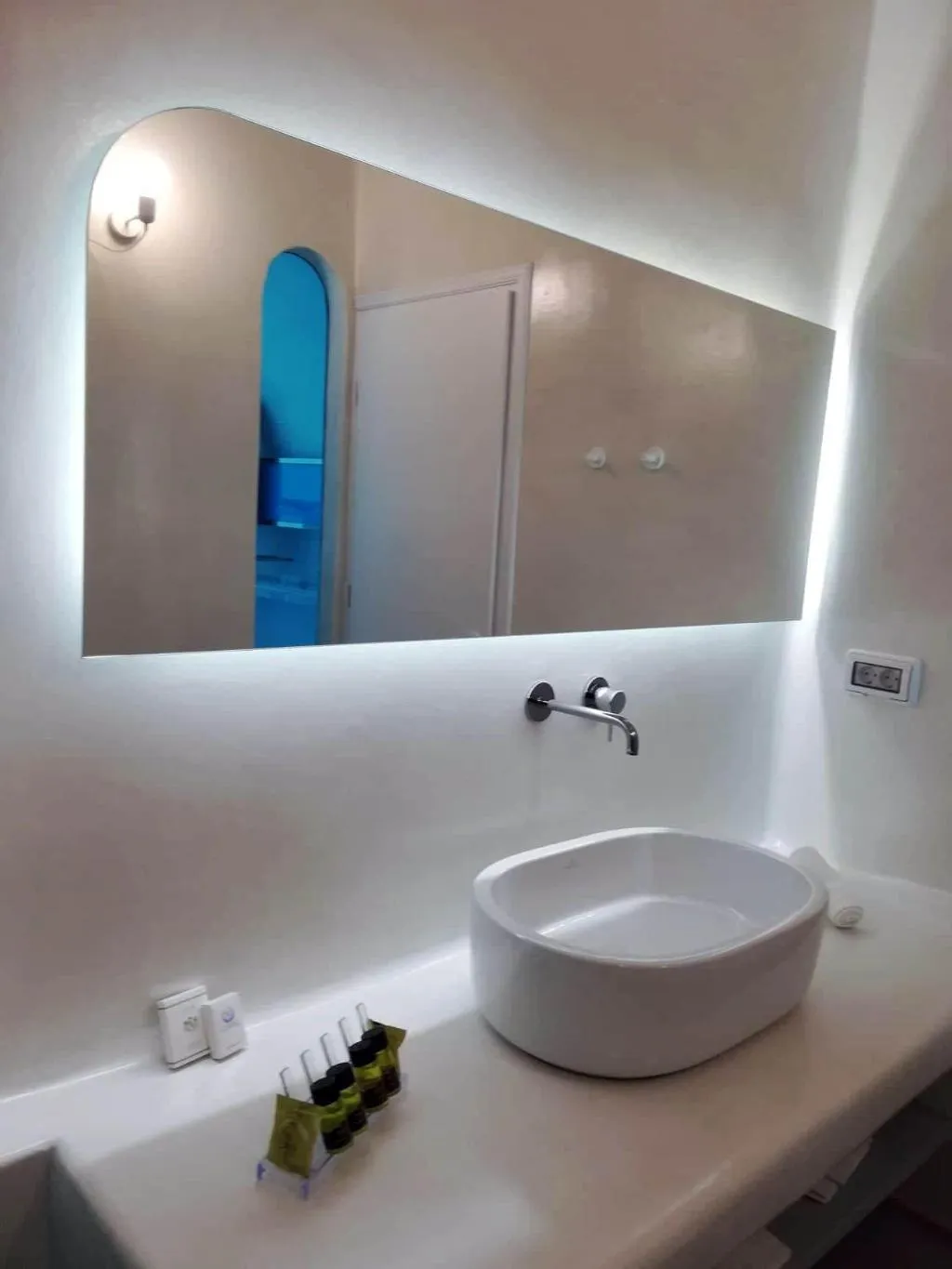 Room, Marizan Caves & Villas, Santorini, Santorini