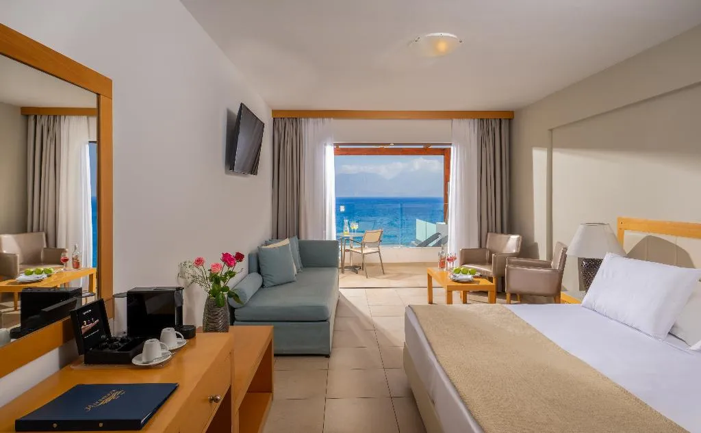 Room DELUXE Room, Miramare Resort & Spa, Crete