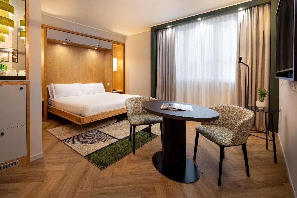 DOUBLE PREMIUM Room, Crowne Plaza Padova, Venice