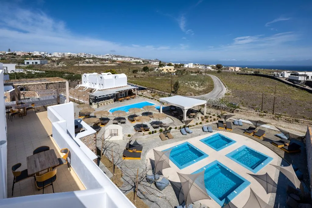 Pool, Aelia Luxury Suites, Santorini