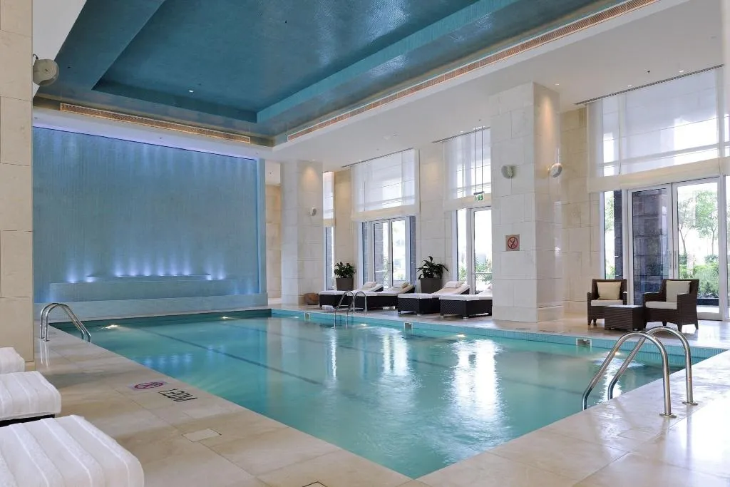 Pool, The Ritz Carlton, Difc Executive Residences, Dubai