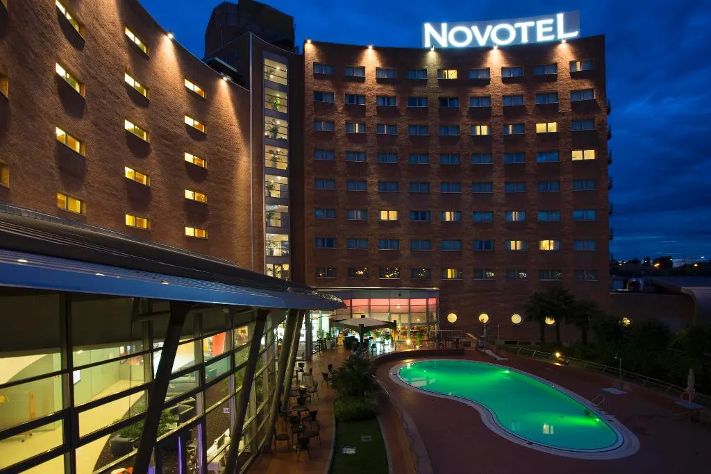 Pool, Novotel Venezia Mestre Castellana, Venice