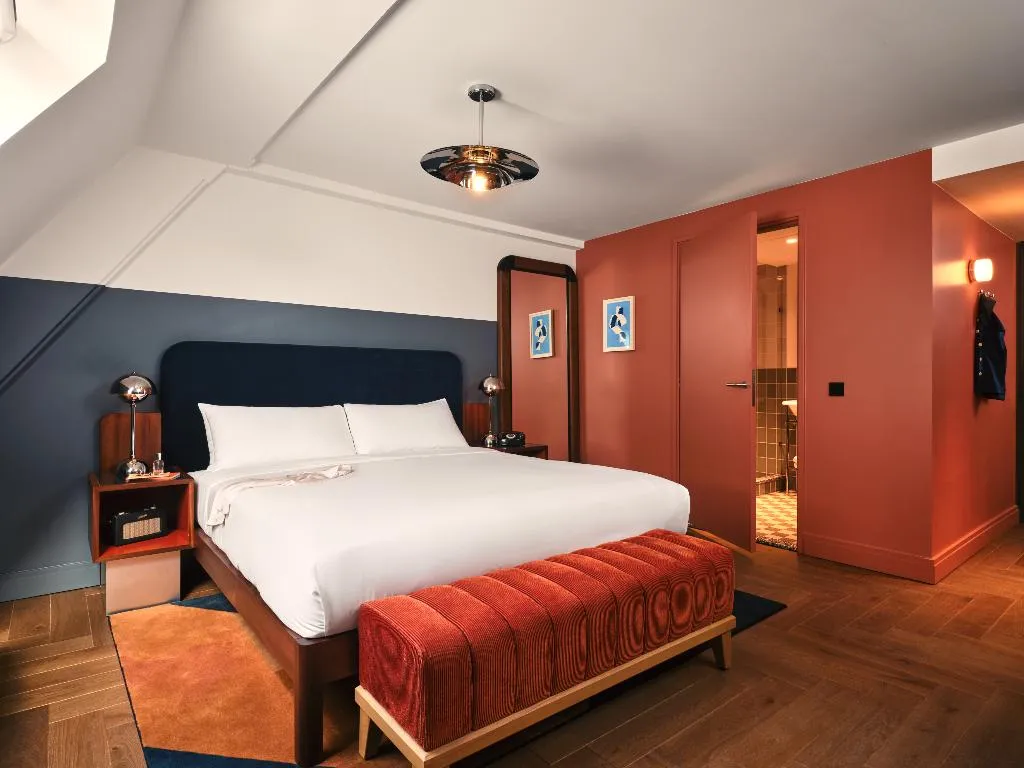 DOUBLE STANDARD Room, The Hoxton Lloyd Amsterdam, Amsterdam
