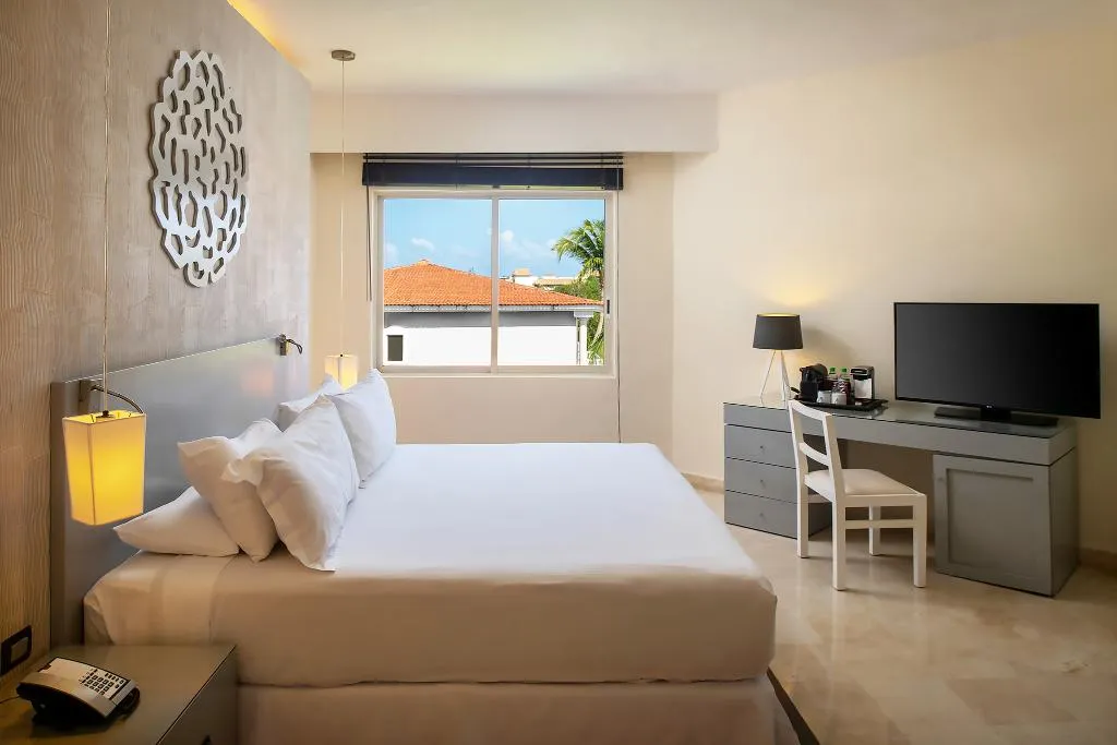 SUITE STANDARD Room, Ocean Maya Royale All Inclusive Adults Only, Playa Del Carmen