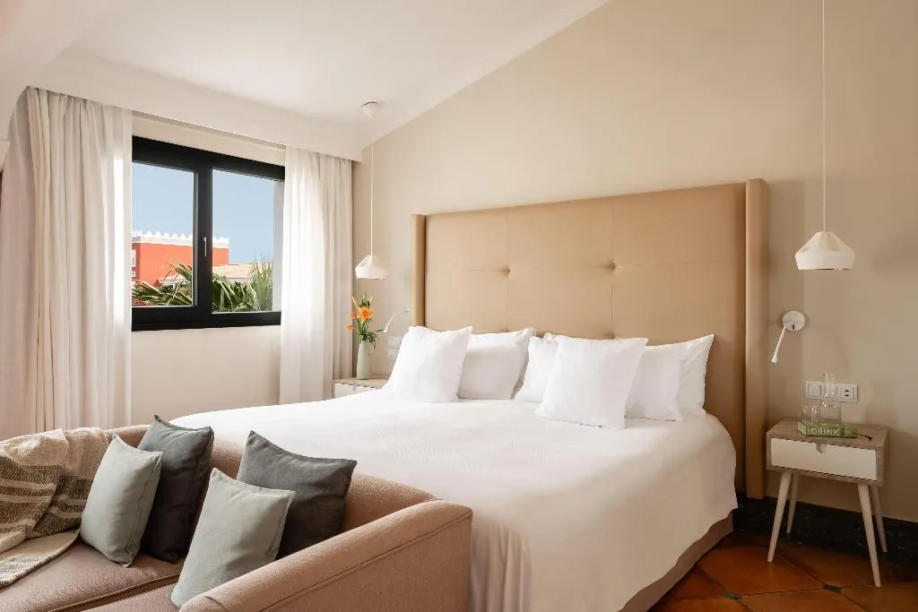 DOUBLE PREMIUM SEA VIEW Room, Palacio de Sancti Petri Gran Melia, Costa De La Luz