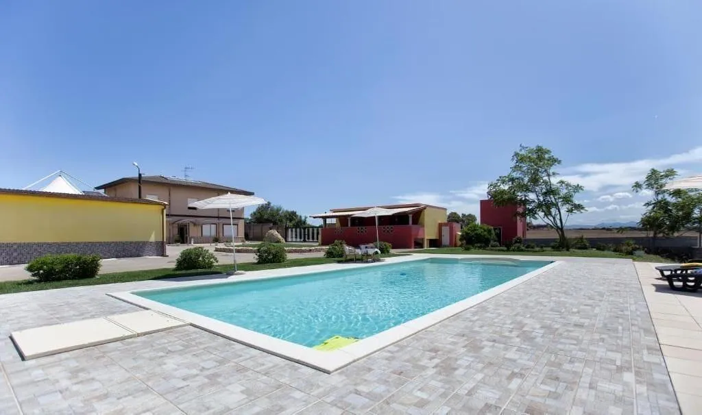 Sports and Entertainment, Il Sole, Cagliari