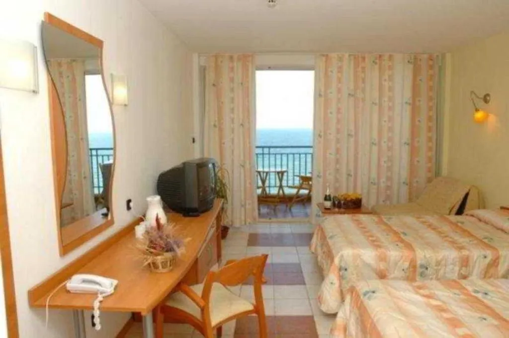 Room, Royal Bay, Bourgas