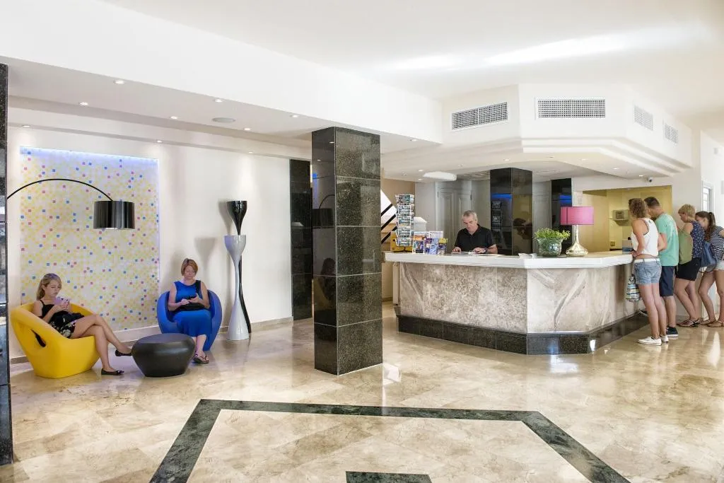 Lobby, Torre Maria Luisa, Menorca