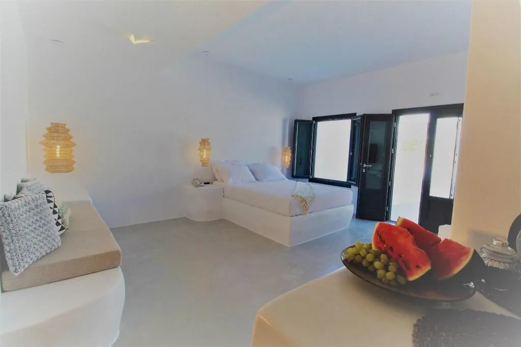 Room, Filira Suites, Santorini