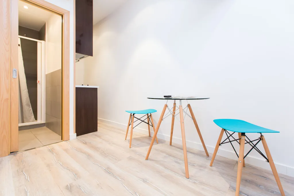 STUDIO CAPACITY 1 Room, AinB Las Ramblas-Colón Apartments, Barcelona
