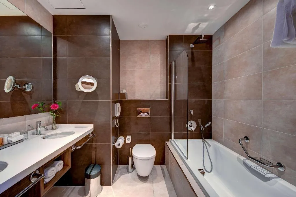 Room, Radisson Blu Resort, Malta St. Julians, Malta