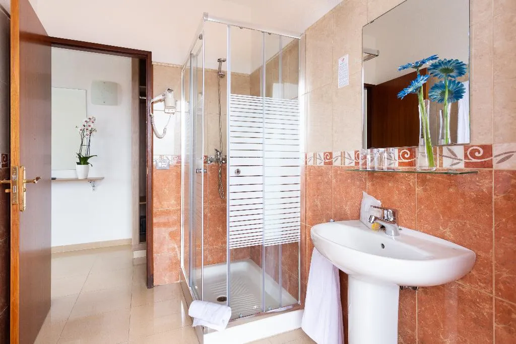 Room, Globales Acuario, Tenerife