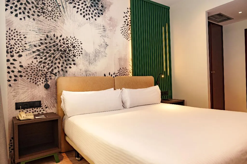 SINGLE STANDARD Room, Princesa de Eboli, Madrid