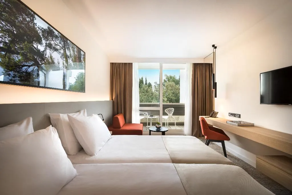 TRIPLE STANDARD Room, Eden Hotel by Maistra Collection, Istria