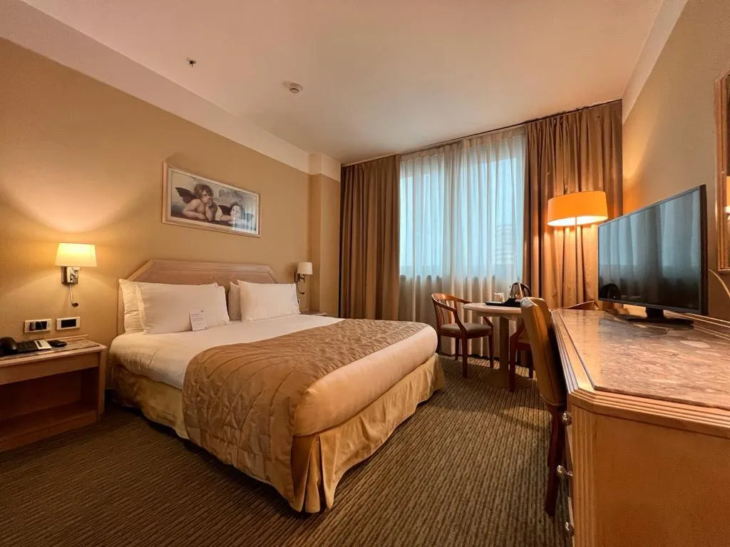 Room STANDARD Room, Holiday Inn Naples, Naples