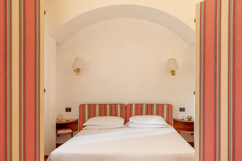 Room, Sanpi Milano, Milan