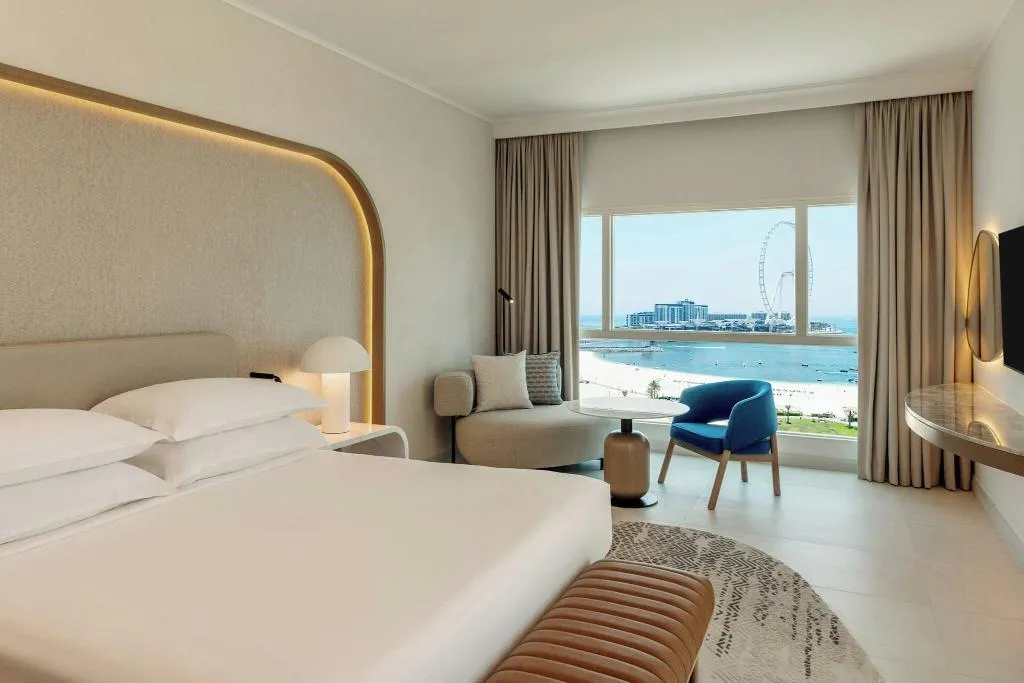 FAMILY ROOM SEA VIEW Room, Sheraton Jumeirah Beach Resort, Dubai
