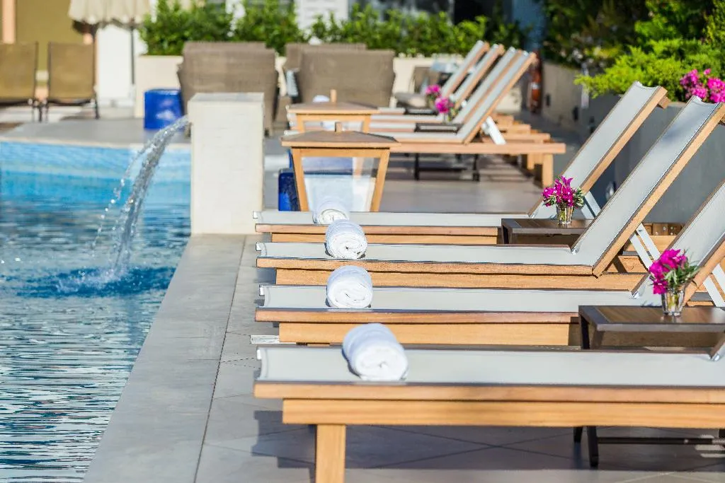 Pool, Theartemis Palace, Crete