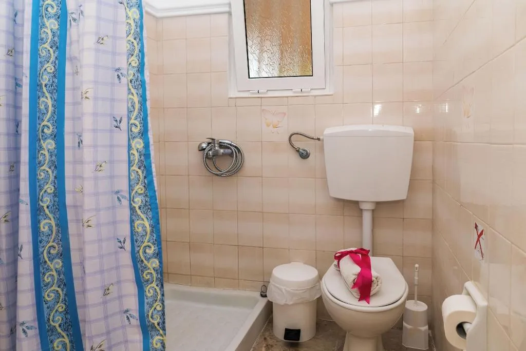 Room, Roussa's Studios and Apartments, Zante