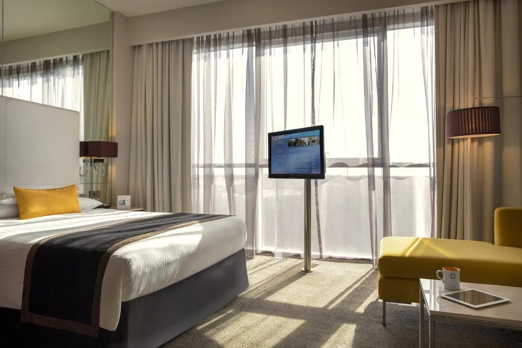 STUDIO WITH KITCHENETTE Room, Centro Sharjah, Dubai