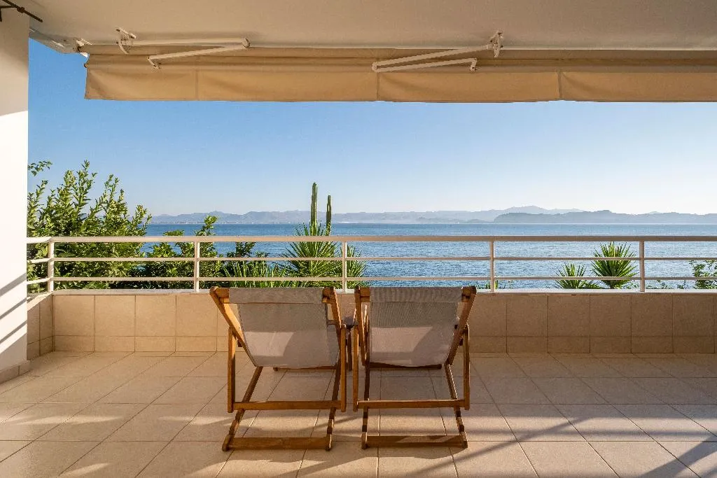 APARTMENT SEA VIEW Room, Meli Apartments & Villas, Kalamata