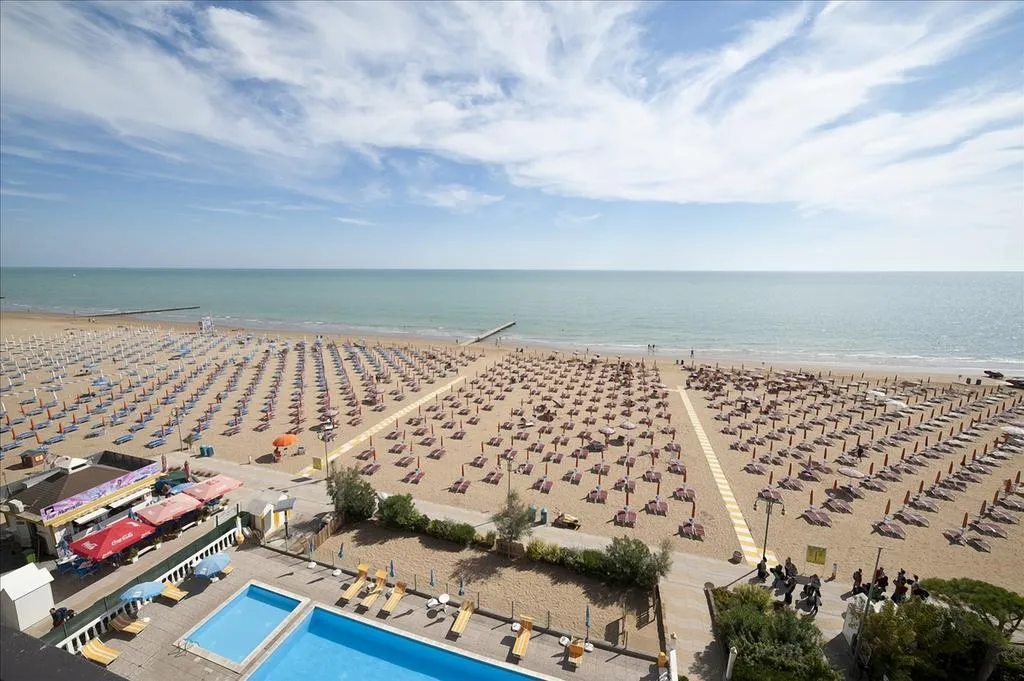 Beach, Hotel London, Venice