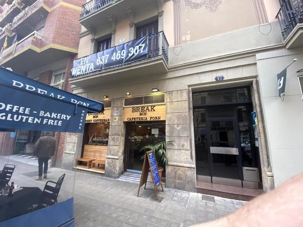 Sports and Entertainment, Break BCN - Hostal & Coffeebar, Barcelona
