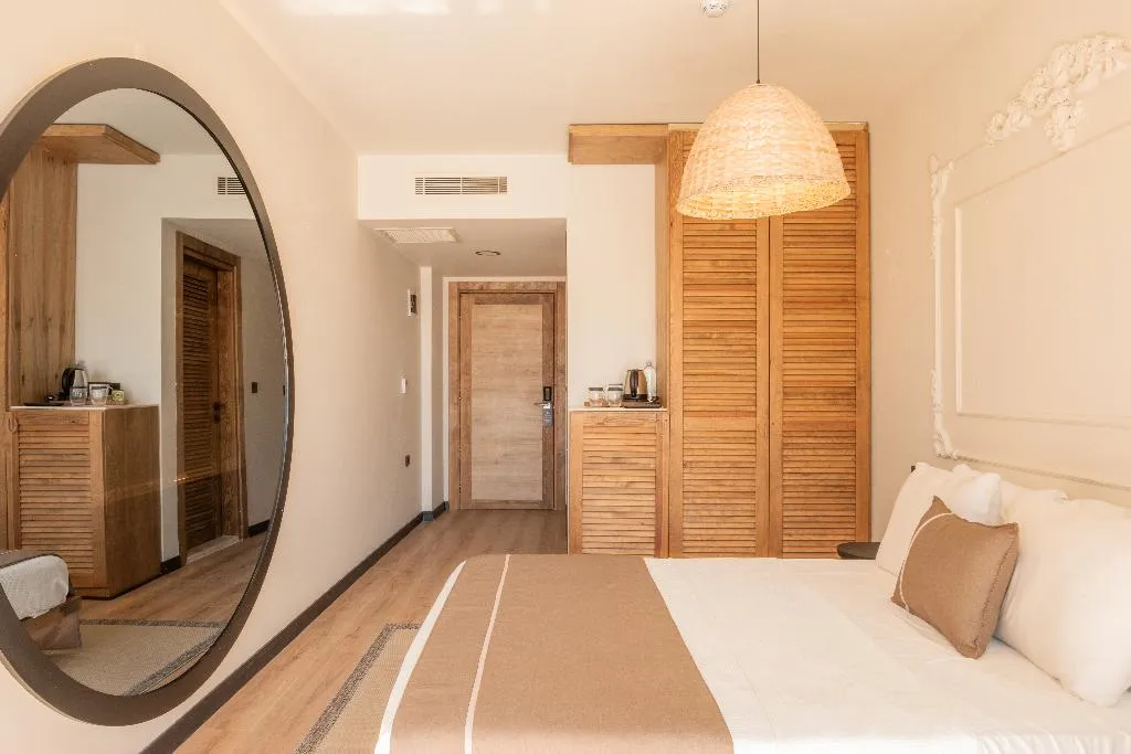SUITE DELUXE POOL VIEW Room, L'saranda House Cesme, Izmir