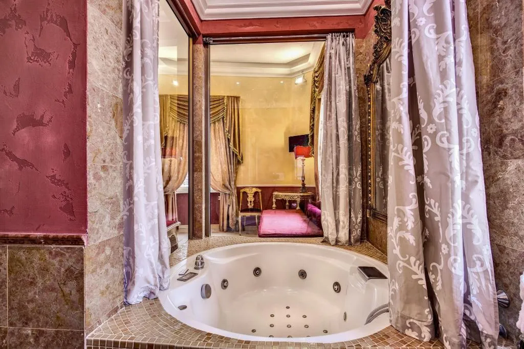 SUITE HONEYMOON Room, Romanico Palace Luxury Hotel & Spa, Rome