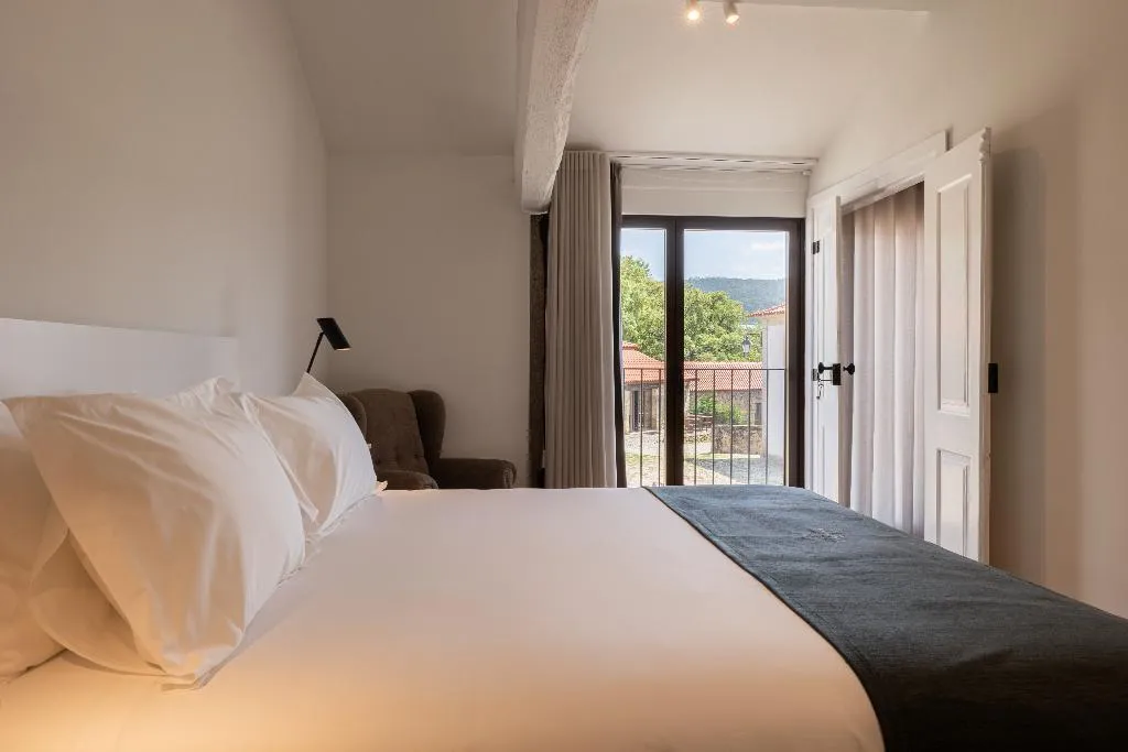 APARTMENT TWO BEDROOMS Room, CasaNova Farmhouse, Porto
