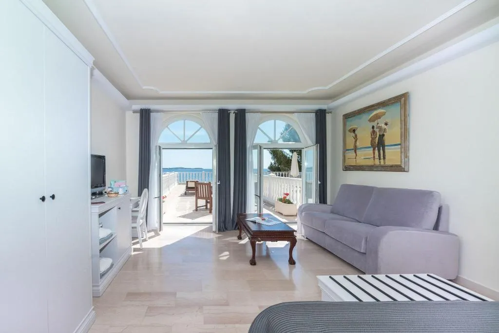 Room, Grand Hotel Palladium, Ibiza