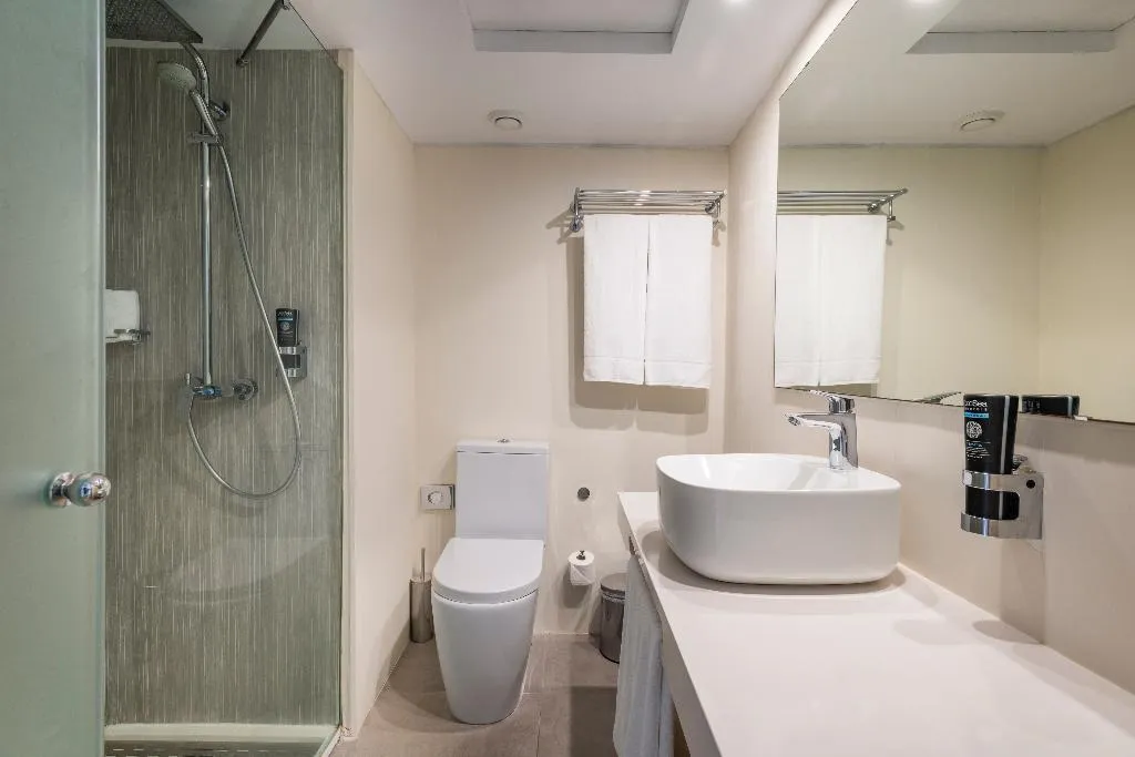 JUNIOR SUITE CAPACITY 2 Room, Leonardo Royal Hotel Mallorca, Majorca