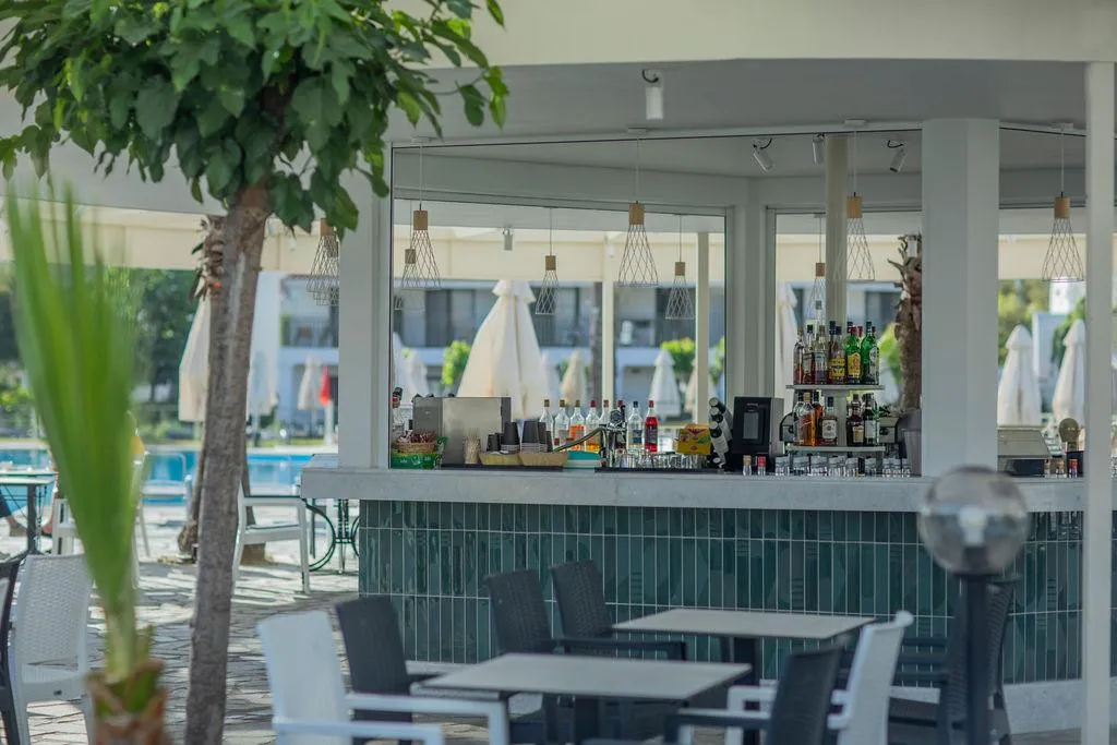 Bar, Golden Coast, Athens
