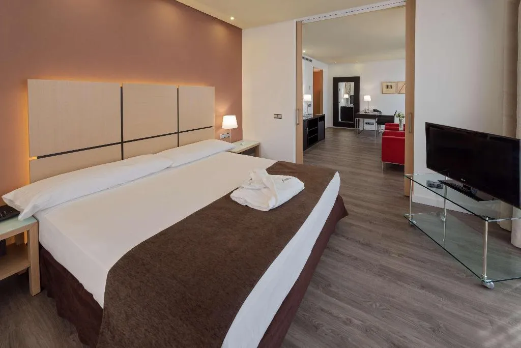 Room, Silken Puerta Valencia, Valencia