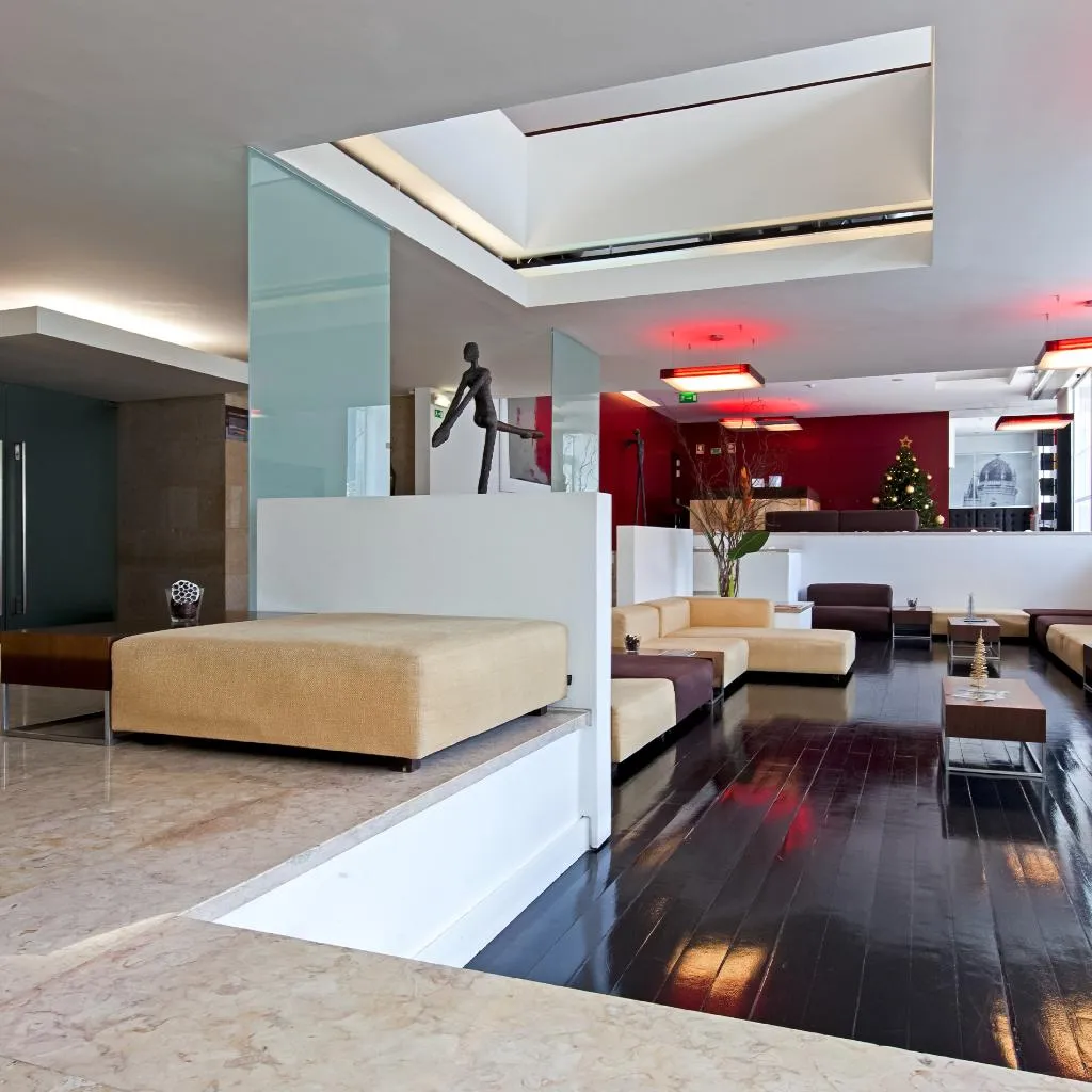 Lobby, Jerónimos 8, Lisbon