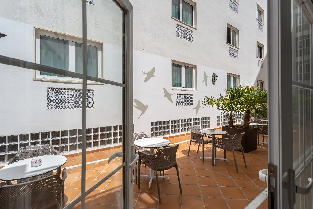Terrace, Monte Triana, Seville