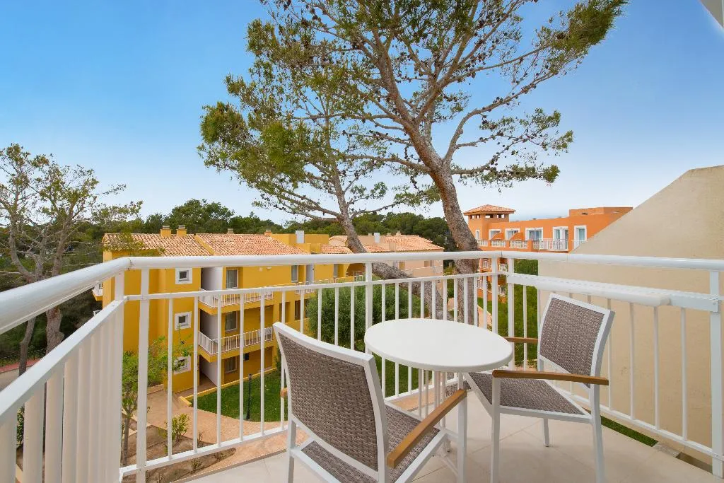 FAMILY ROOM GARDEN VIEW Room, Iberostar Waves Club Cala Barca, Majorca